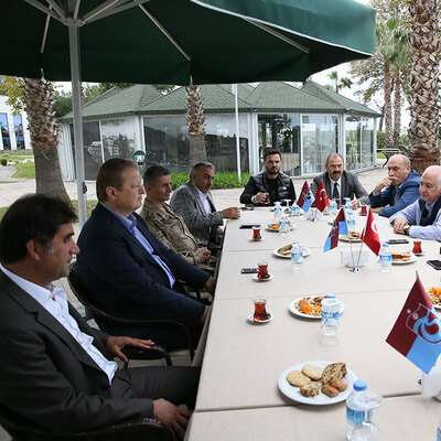 Trabzon Valisi Yavuz'dan Ünal Karaman'a başsağlığı ziyareti