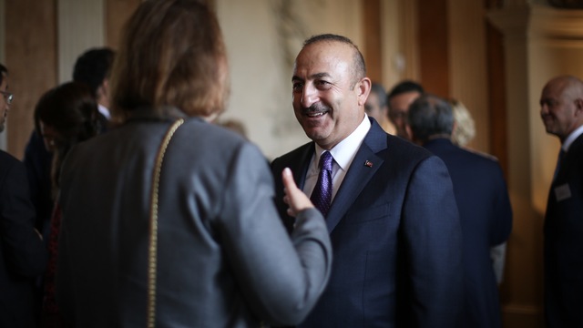 Çavuşoğlu: Türkiye'den baskıyla netice alınmaz