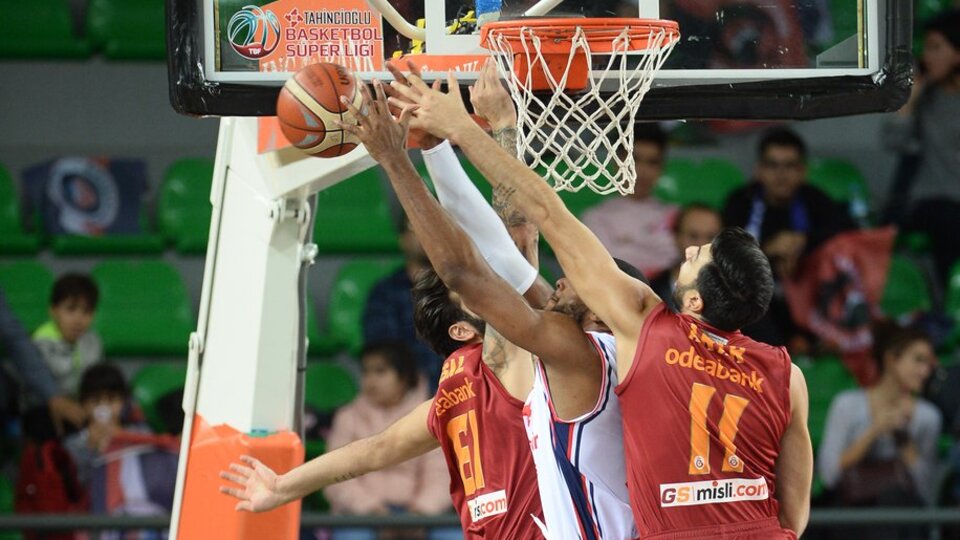 Galatasaray, ikinci maçını da kaybetti