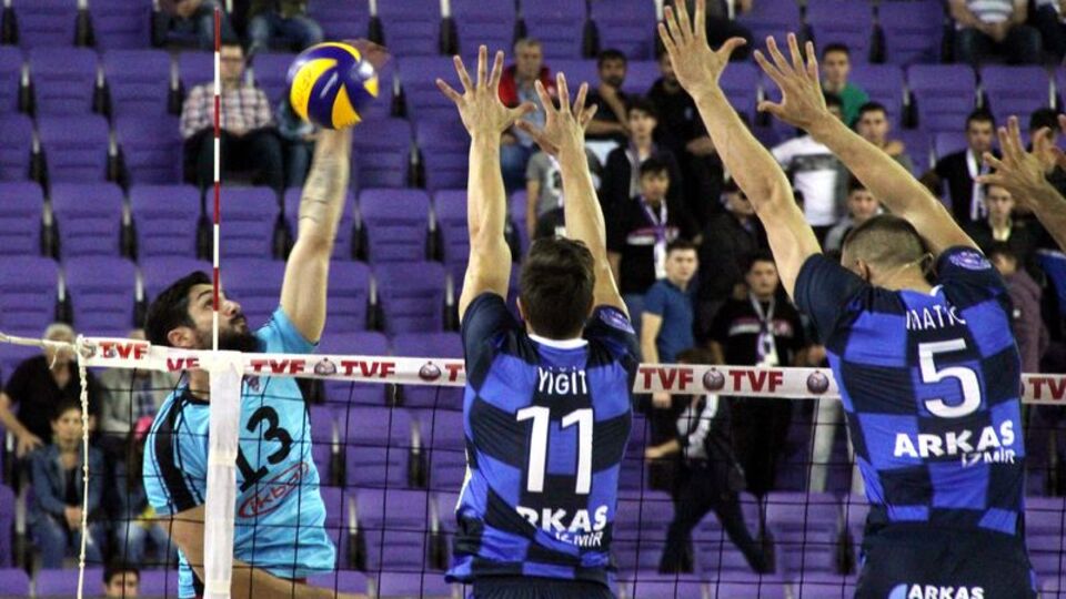 Arkas, Afyon'u 3-1'le geçti