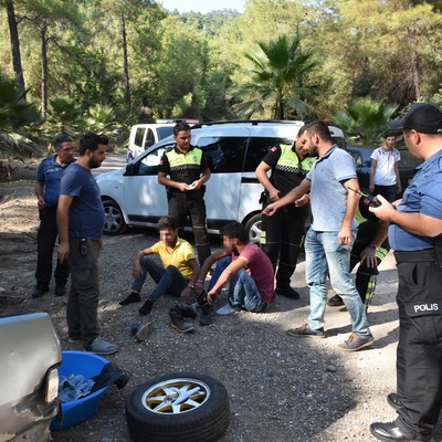 Ortalığı birbirine kattı! 'Dur' ihtarına uymadı ve...