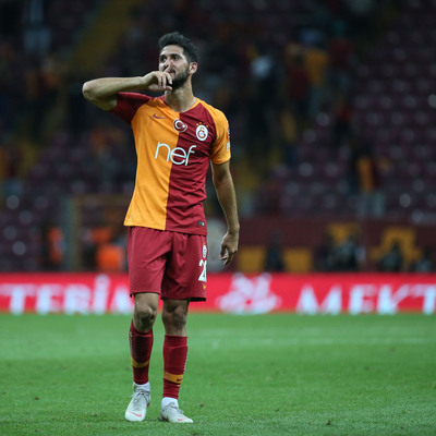 Emre Akbaba'dan müjde!