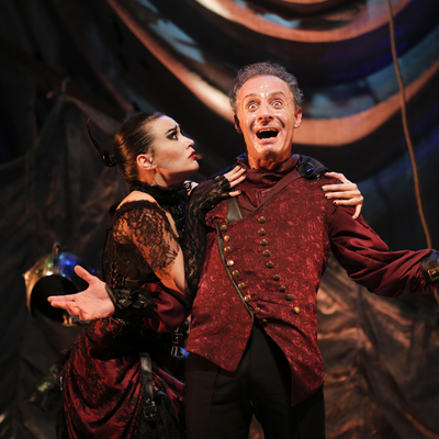 Ödüllü oyunlar perdeyi aralıyor