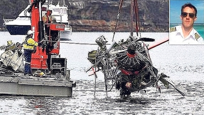 Facianın nedeni ortaya çıktı! Selfie merakı uçağı düşürmüş!