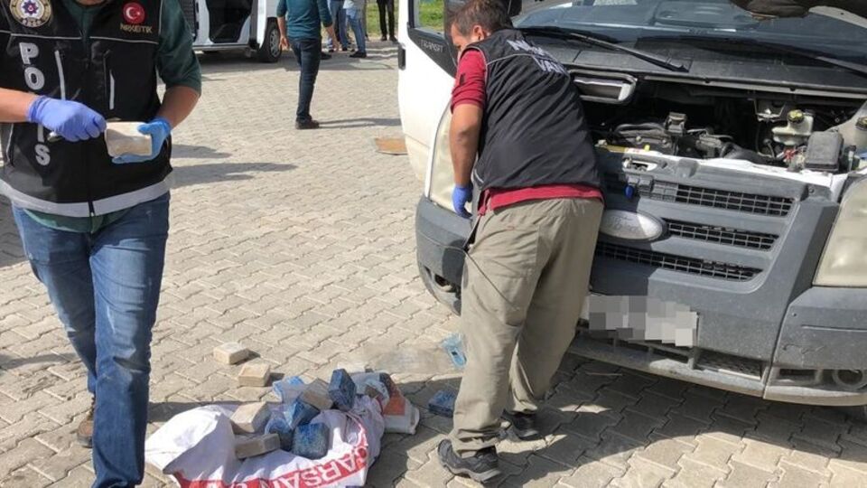 Uyuşturucu operasyonunda 49 kilo eroin ele geçirildi