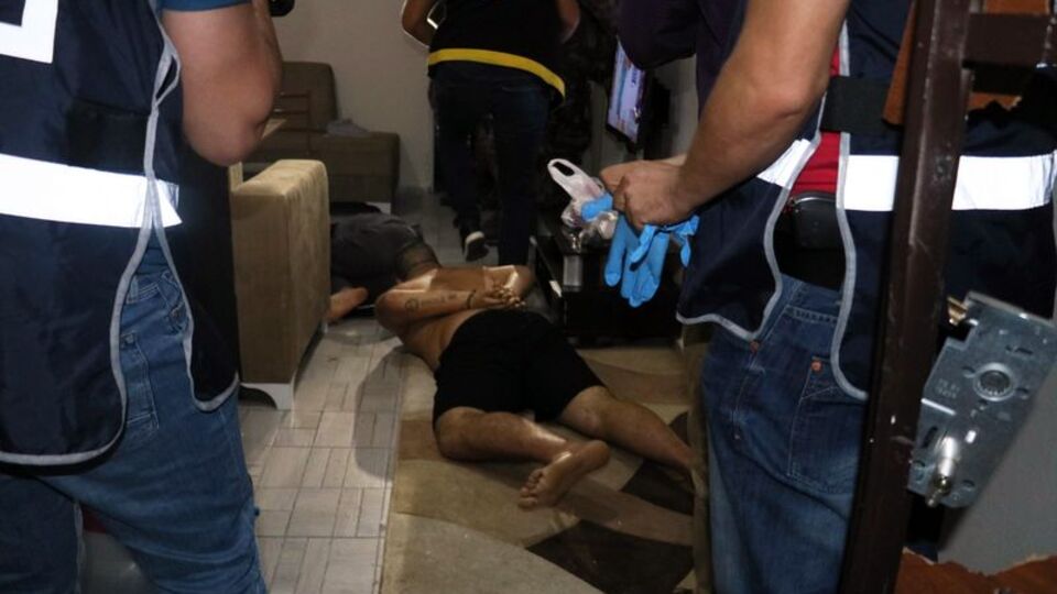 Çete liderine yatakta gözaltı!