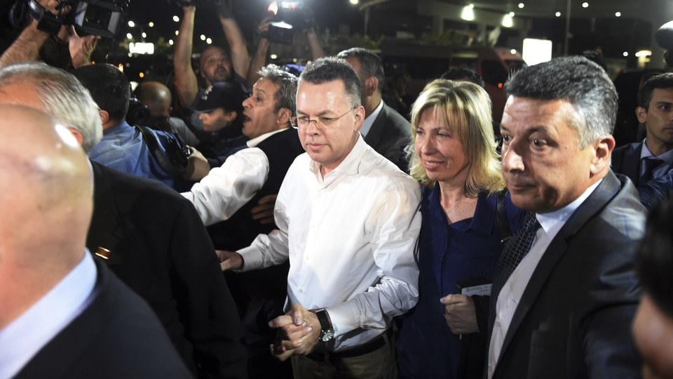 Brunson'un avukatı mahkemeye başvurdu!