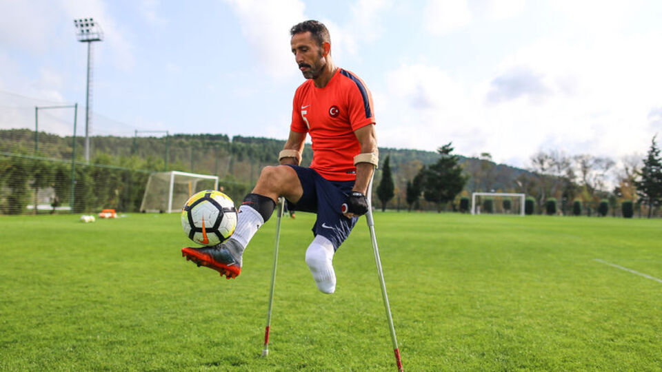 "Dünyada ampute futbolu Türkiye'den sorulacak"