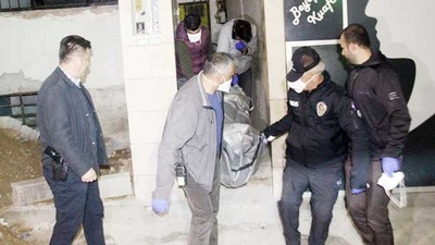 Serçe parmağından cesedin kimliği tespit edildi