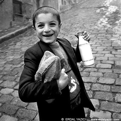 Datome fotoğrafları karıştırdı