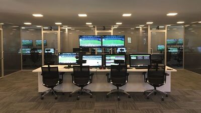 UEFA, VAR eğitimi için Riva'yı seçti