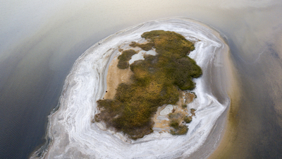 Yer Van Gölü! Sular çekilince ortaya çıktı