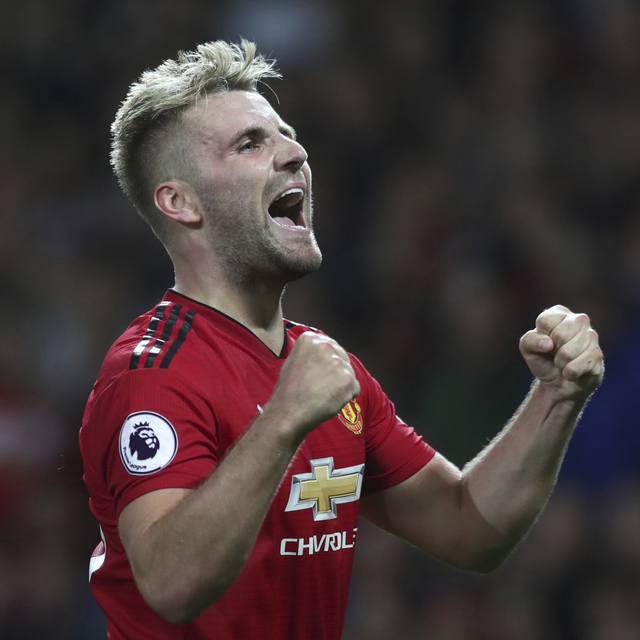Manchester United, Shaw'un sözleşmesini uzattı