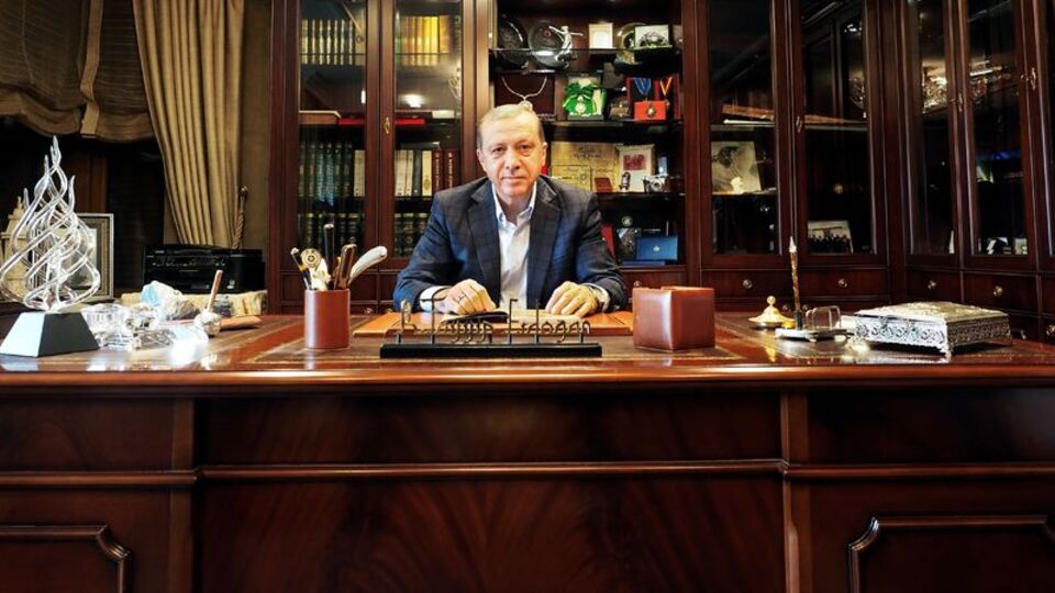 Erdoğan'dan Ara Güler'in ailesine taziye telefonu