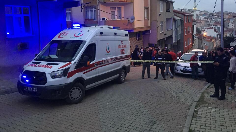 Vahşet evi! Ailesini katletti