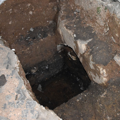 Tarihi medresenin altında 'gizli tünel' bulundu