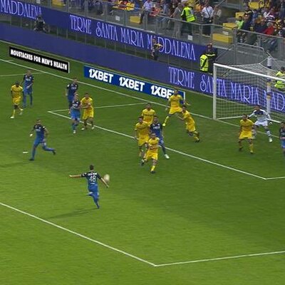 Salih Uçan golle döndü!