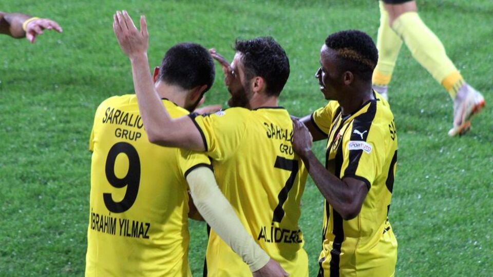 İstanbulspor evinde güldü!