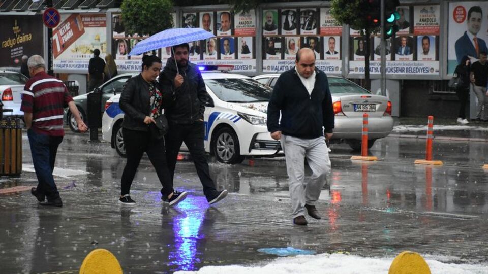 Meteorolojiden 5 il için sağanak uyarısı...