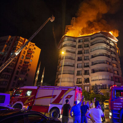 Yangının nedeni dilek feneriymiş!