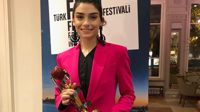 'En İyi Kadın Oyuncu' seçildi