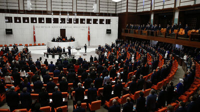 AYM'den kritik iç tüzük iptali! O ceza kalktı