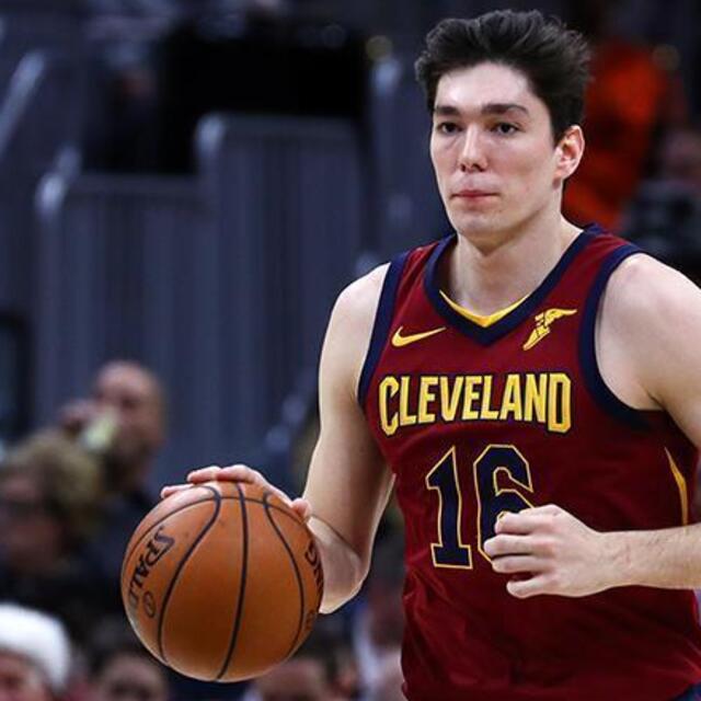 Cedi'den Hawks potasına 12 sayı