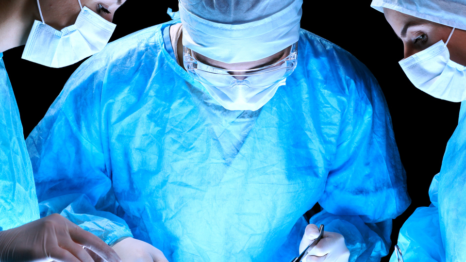 Engelli hastanın midesinden çıkanlar şoke etti!