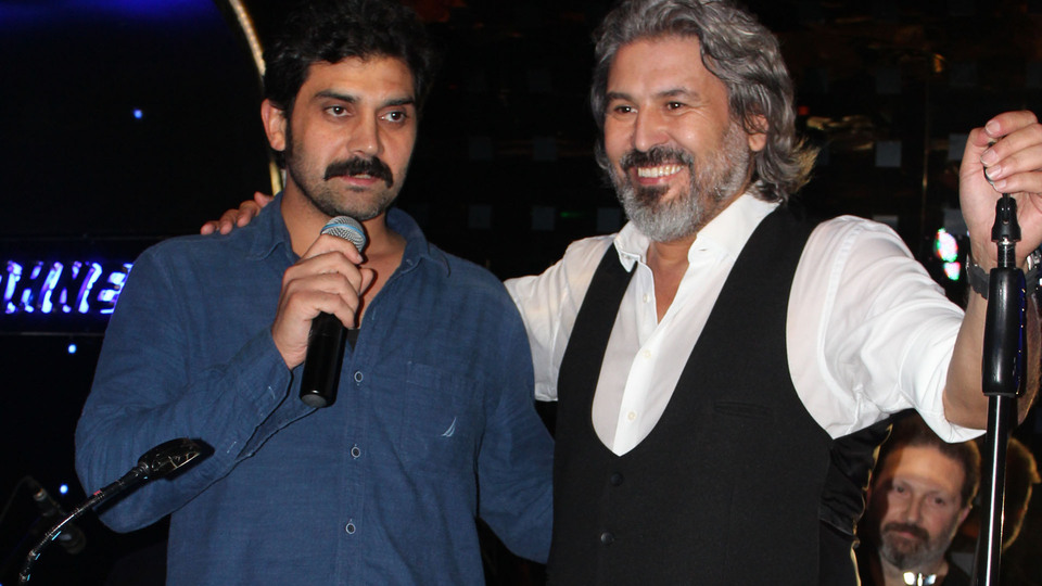 Bayhan ortaya çıktı