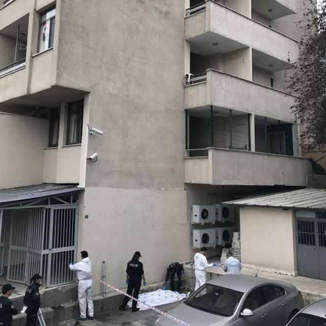 Huzurevinin 5. katından aşağı düştü!