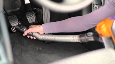 Küçük ev aletleri üreticisi elektrikli otomobil tesisi kuruyor