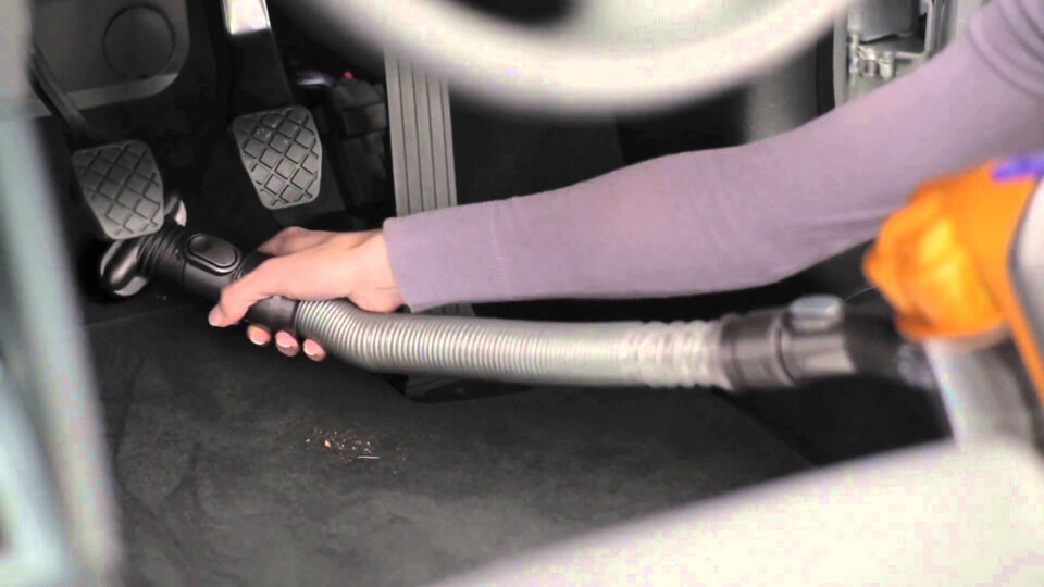 Küçük ev aletleri üreticisi elektrikli otomobil tesisi kuruyor