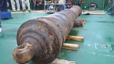 Didim açıklarında tarihi gemi kalıntısını bulundu