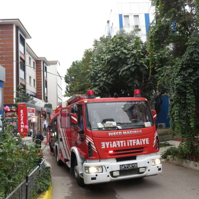 Pendik'te bir hastanede yangın çıktı!
