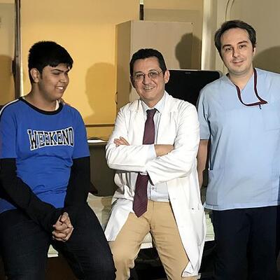 İngiltere'de 'yapılamaz' denilen yöntemle Türkiye'de şifa buldu