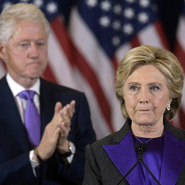Clinton ve Obama çiftinin evlerinde şüpheli paket alarmı
