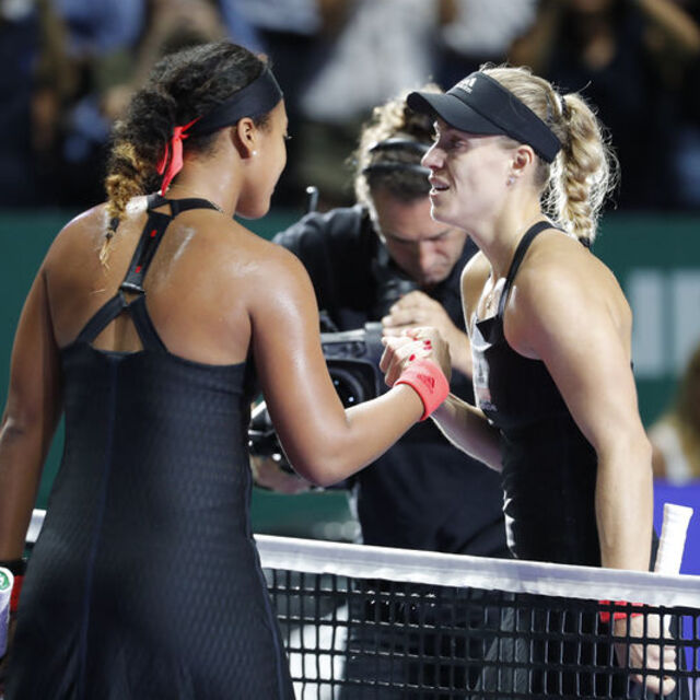 Kerber, Naomi Osaka'yı 2-1 mağlup etti