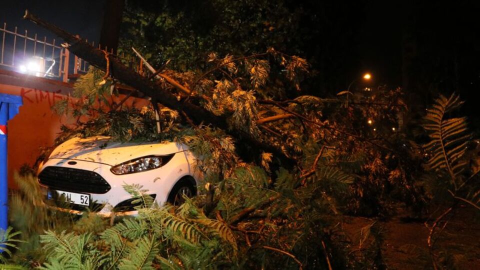 Sağanak hazırlıksız yakaladı!