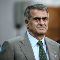 Vodafone Park'ta Şenol Güneş'e tepki!