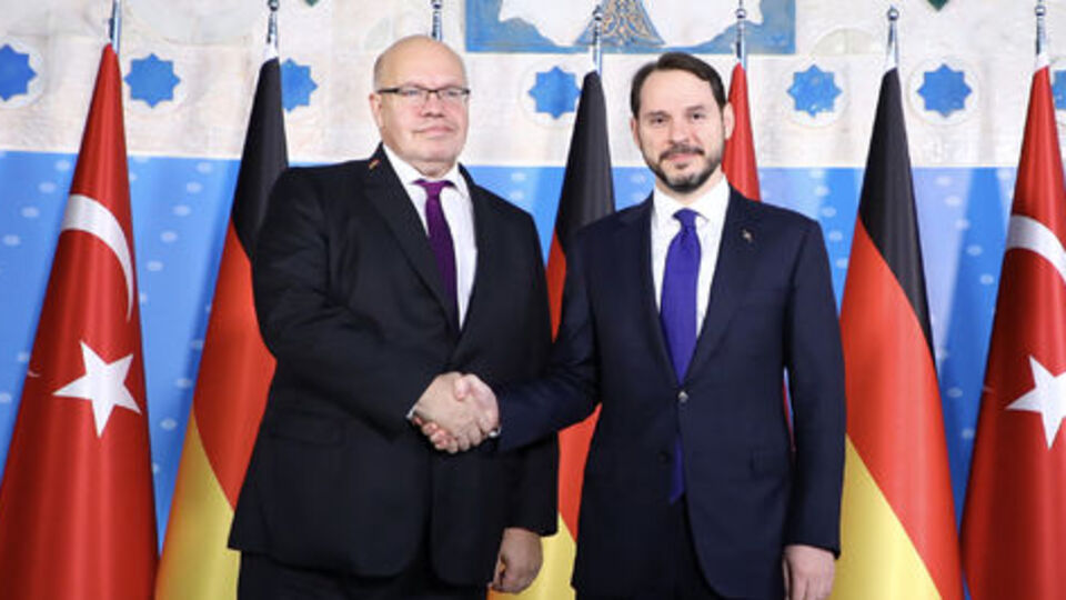 Bakan Albayrak: Dünyaya örnek olacak noktadayız