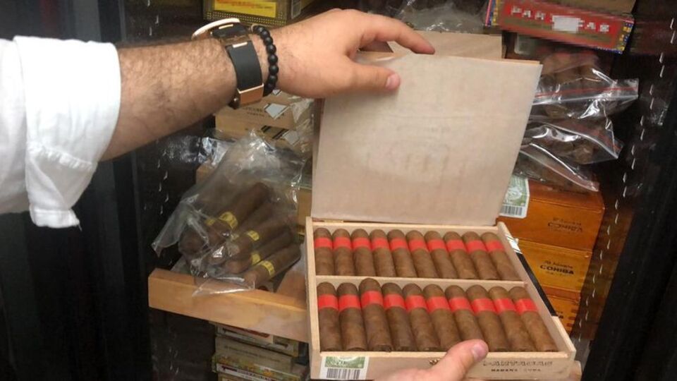 Kaçak puro baskını: 5 gözaltı!