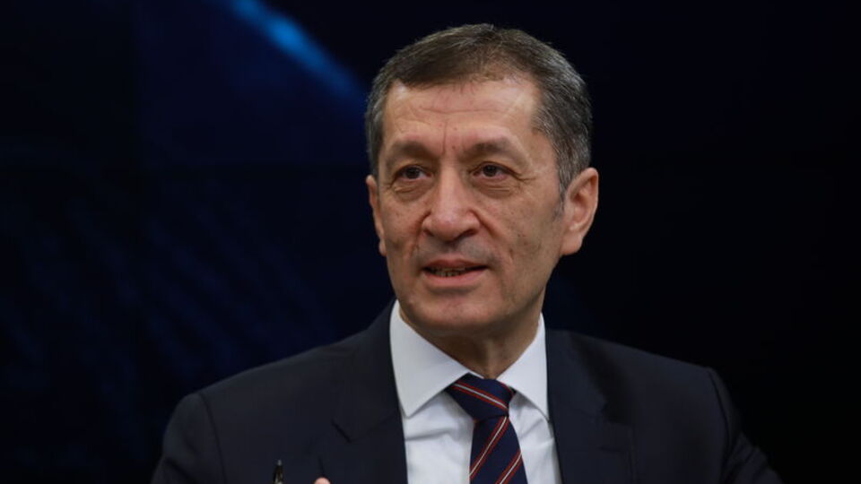 Milli Eğitim Bakanı Selçuk: Yabancı dil neden zorunlu olsun?