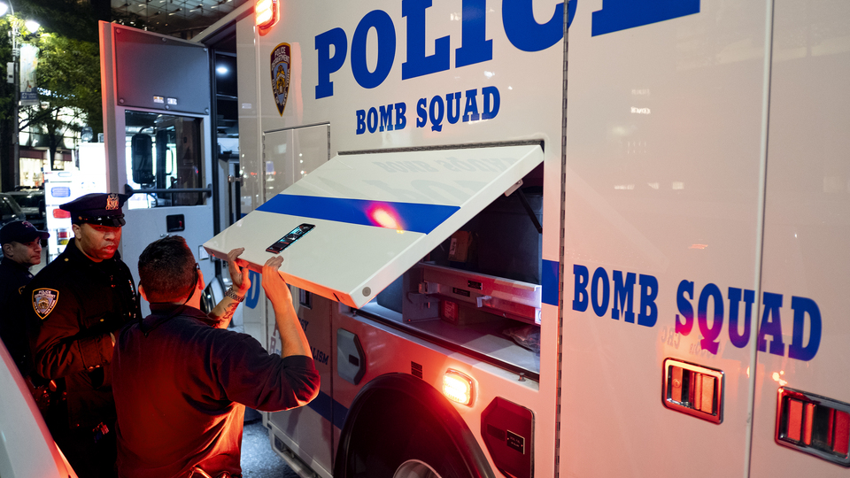 ABD'de 10 bombalı paketin ardından 2 şüpheli paket daha!