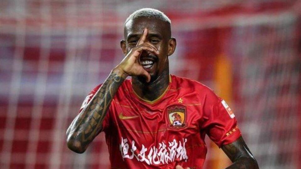 Ve Talisca imzayı attı!