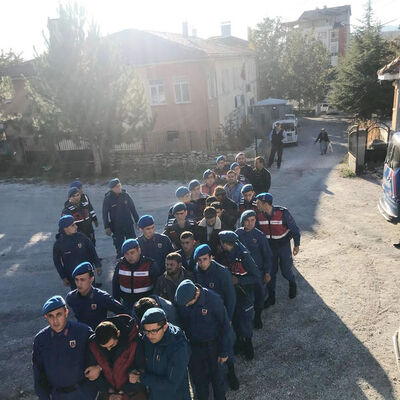 Uyuşturucu tacirlerine darbe: 10 tutuklama