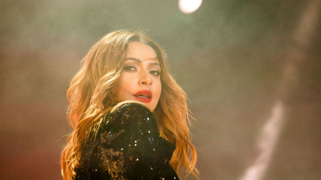 Hadise'nin beklediği telefon gelmedi