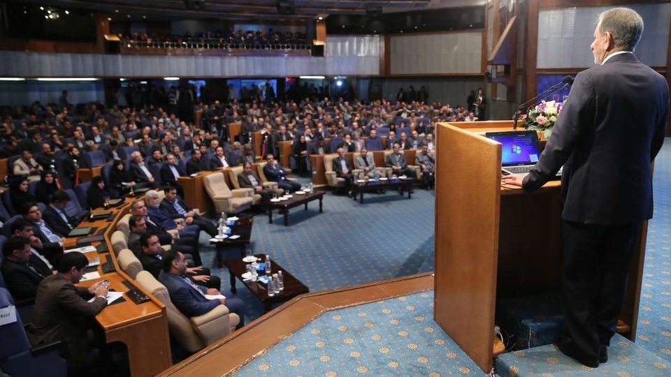 İran: Petrol gelirimiz azalmayacak