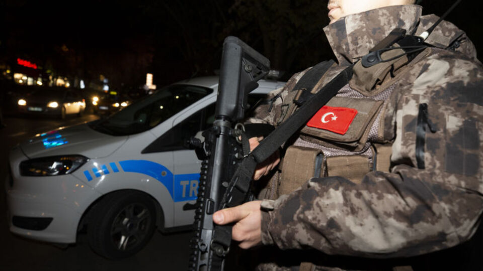 Türkiye genelinde dev operasyon! Bin 727 kişi yakalandı