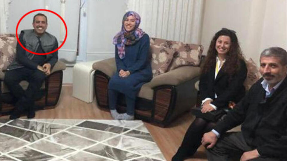 Hayranının ailesinden izin aldı