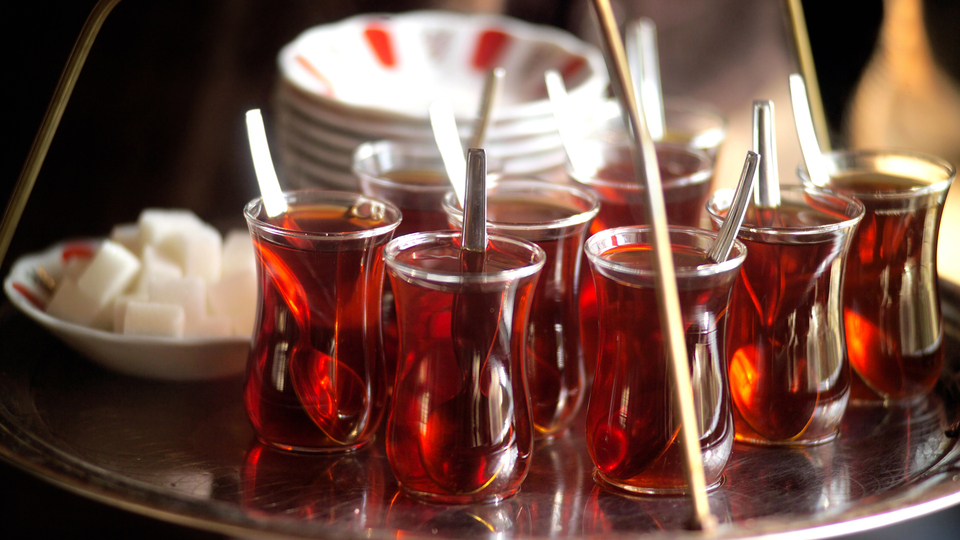 Çay sigara tiryakileri için ölümcül tehlike!